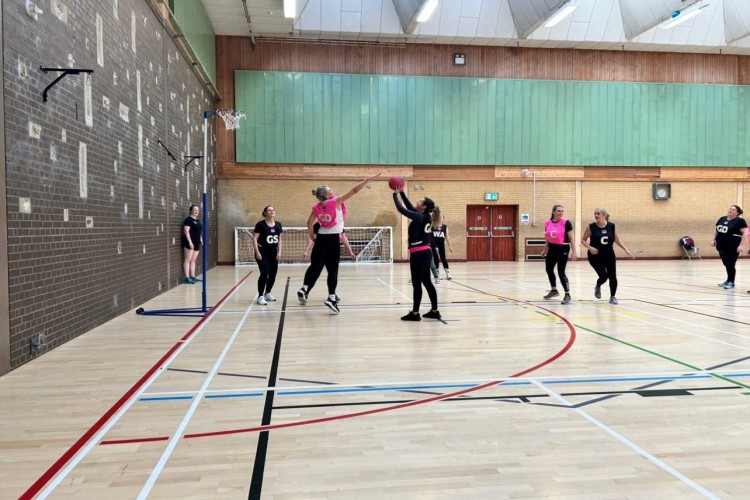 Hucknall Tuesday Night Netball - Week 9