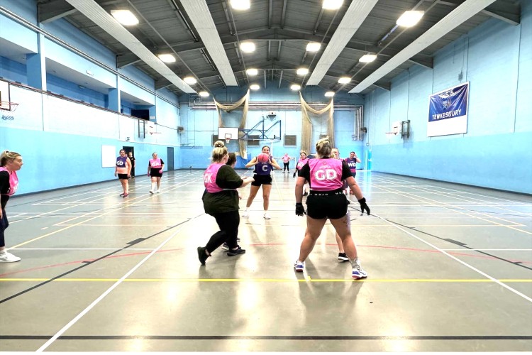 Tewkesbury Sunday netball - week 4