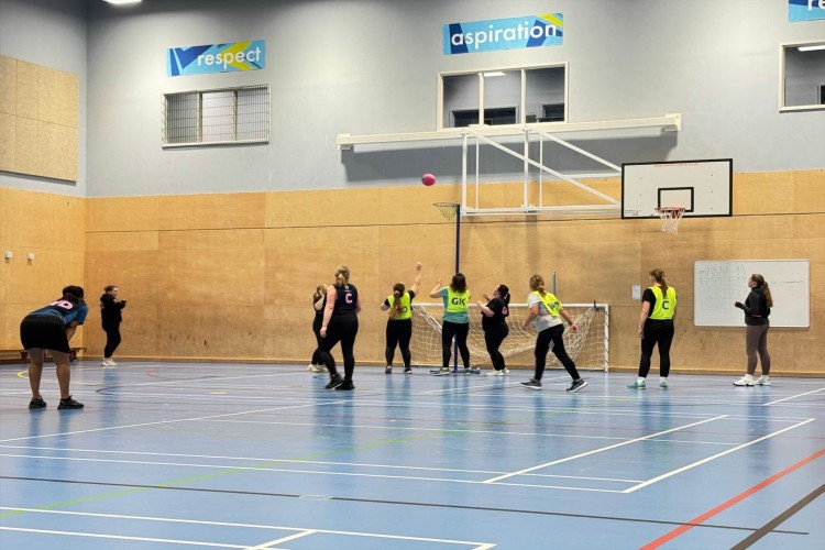 Aylesbury Tuesday Night Netball - Week 1