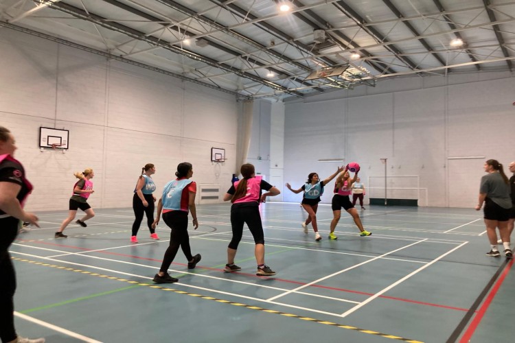 SOCIAL NETBALL IN BEDFORD GETS UNDERWAY