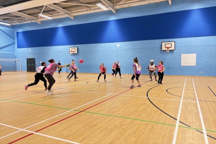 Royal Leamington Spa Thursday night netball - week 10