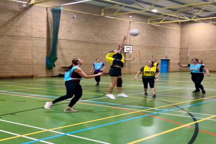 Warwick Monday night netball - week 4