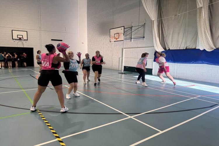 Bedford Monday Night Netball - Week 8