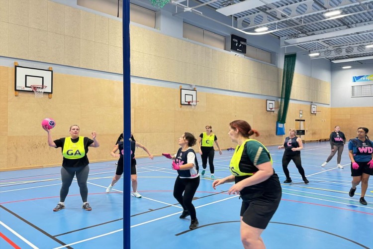 Aylesbury Tuesday night netball - week 13