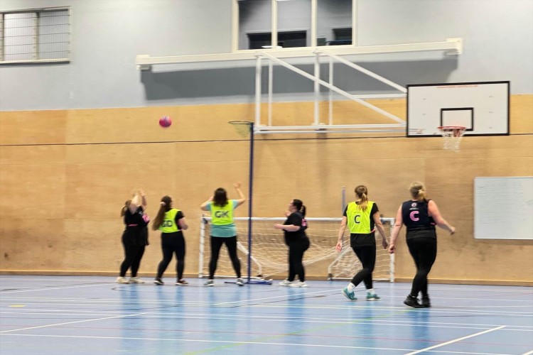 Aylesbury Tuesday night netball - week 1