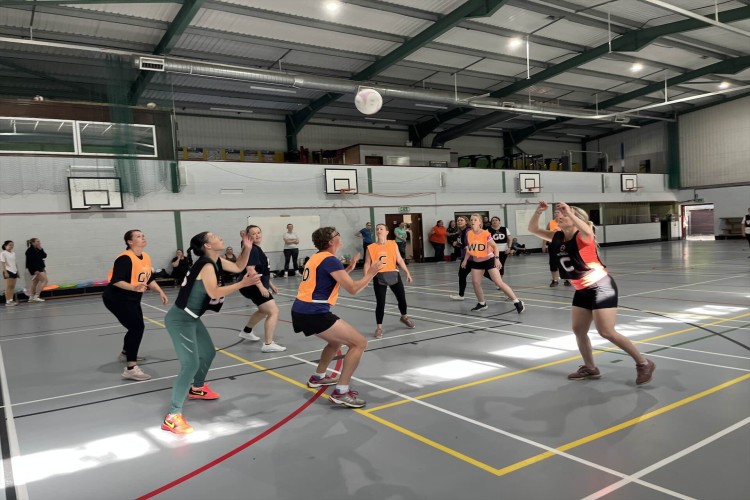 Witney Sunday Night Netball - Week 4