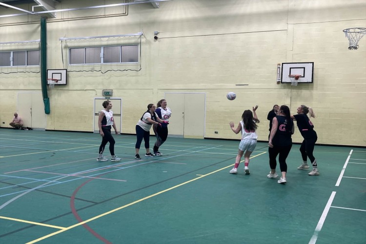 Evesham Monday Night Netball - Week 4