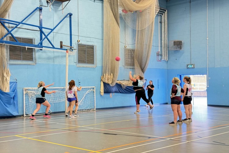 Tewkesbury Sunday night netball - week 1