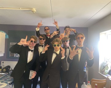 Elite Ladios